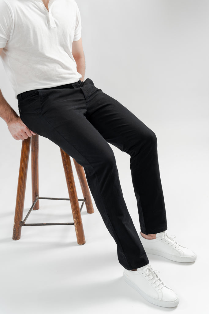 Black Ultraflex Slim Chino